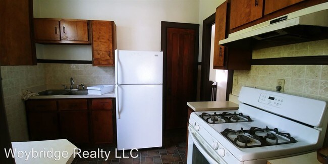 Building Photo - 1031 Lockman Ave