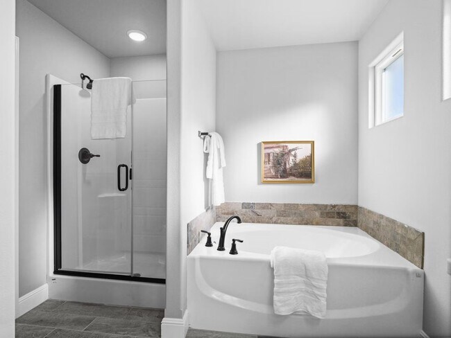 Building Photo - Elegant 4-Bedroom House – Room for Everyone!