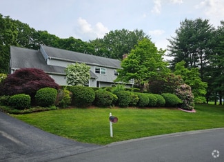 Building Photo - 162 E Emerson Rd