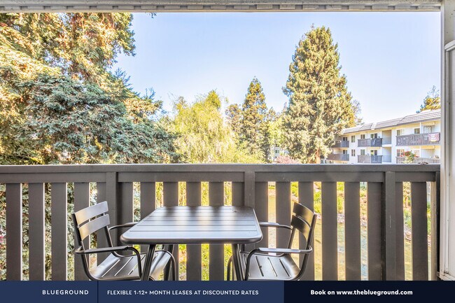 Spruce Apartments, 655 S Fair Oaks Ave Apartment for