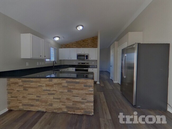 Foto del edificio - 21898 E Alamo Ln