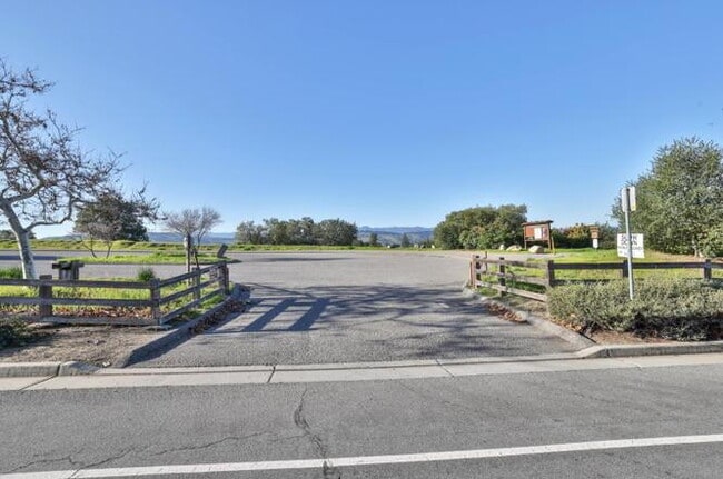 Foto del edificio - 114 Niguel Ln