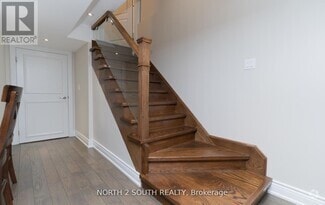 Building Photo - 11 Wingstem Ct