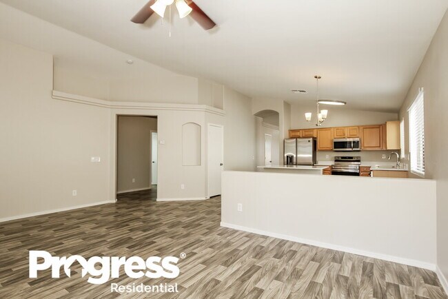 Building Photo - 12417 W Mandalay Ln