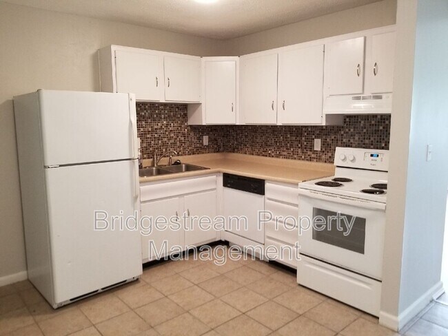 Foto del edificio - 6560 N Springboro Pike