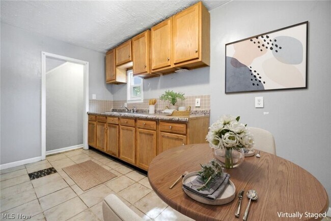Foto del edificio - 4068 E 155th St