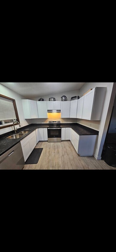 Foto principal - 816 Leisure Ln