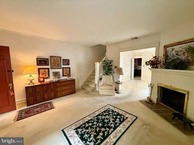 Foto del edificio - 1557 Dauphin Ave