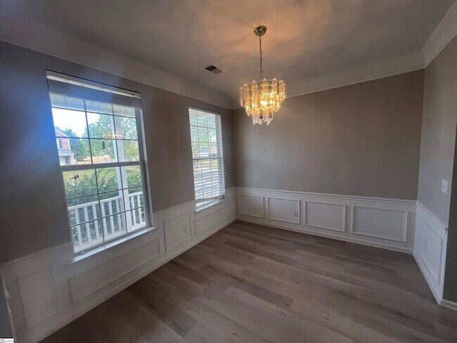 Foto del edificio - 522 Peach Grove Pl