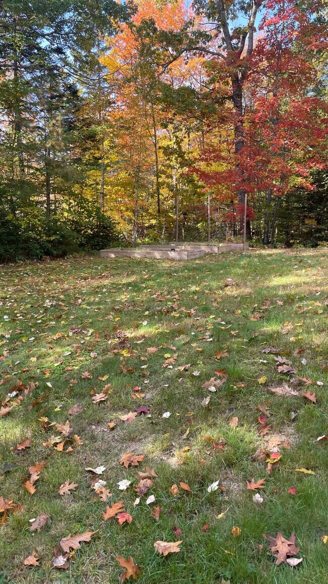 Foto del edificio - 1630 Acadia Hwy