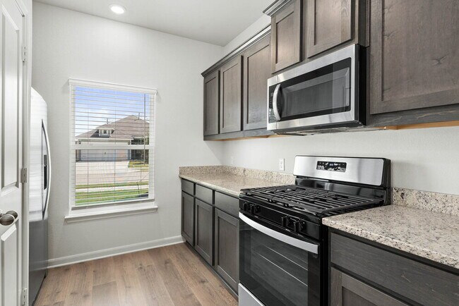 Foto del edificio - 1324 Tilton Dr