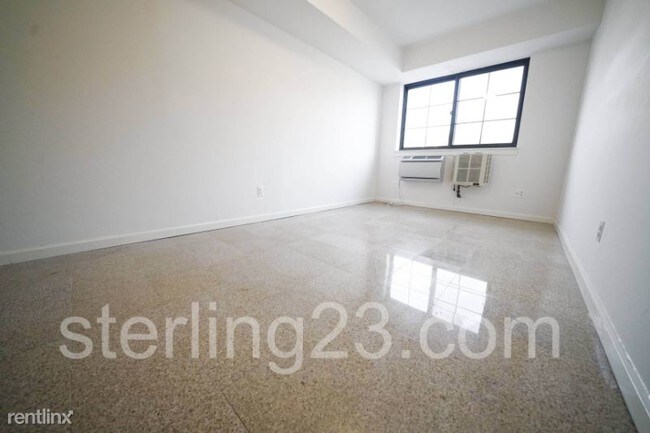 Foto del edificio - 25-30 Broadway