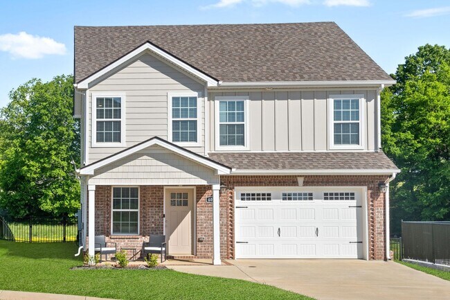 Building Photo - 3 Bedroom 2 1/2 Bath Pet Friendly Home For...