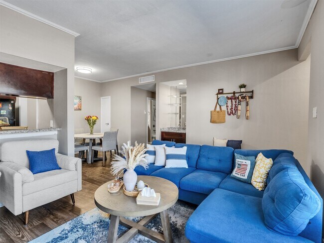 Foto del edificio - 702 Bering Dr