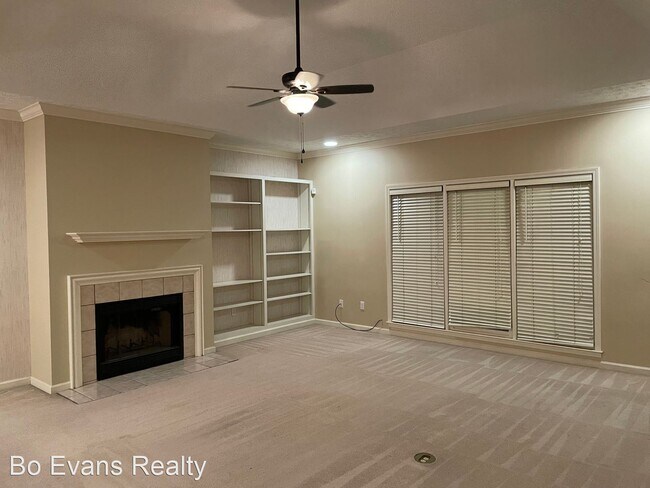 Building Photo - 4 br, 2 bath House - 161 Lake Forest Dr