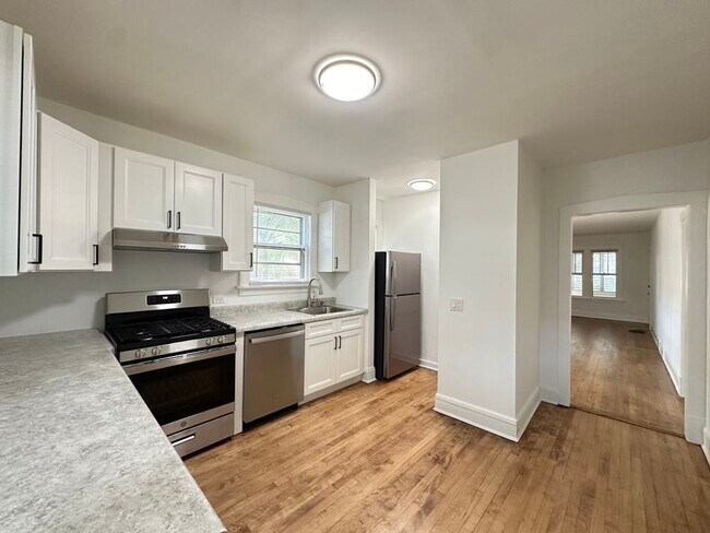 Foto del edificio - 5701 N Keystone Ave