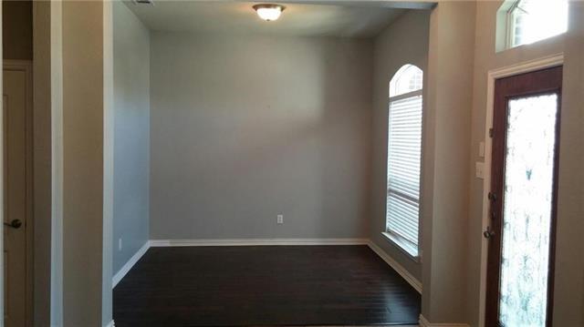 Building Photo - 7701 Val Verde Dr
