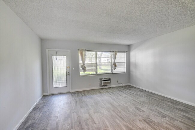 Foto del edificio - 386 Mansfield I