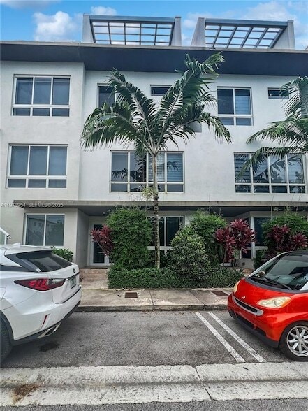 Photo - 10336 NW 64th St Townhome