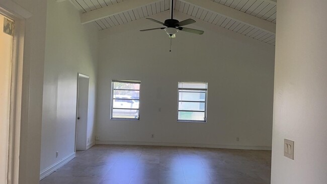 Building Photo - 2265 Nova Village Dr