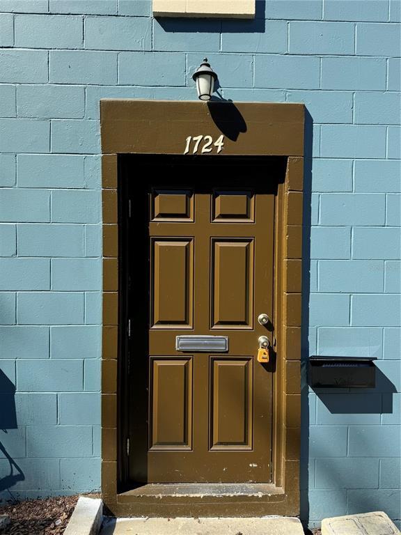 Foto del edificio - 1724 NE 2nd St