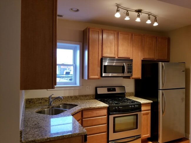 Foto del edificio - 6341 N Washtenaw Ave