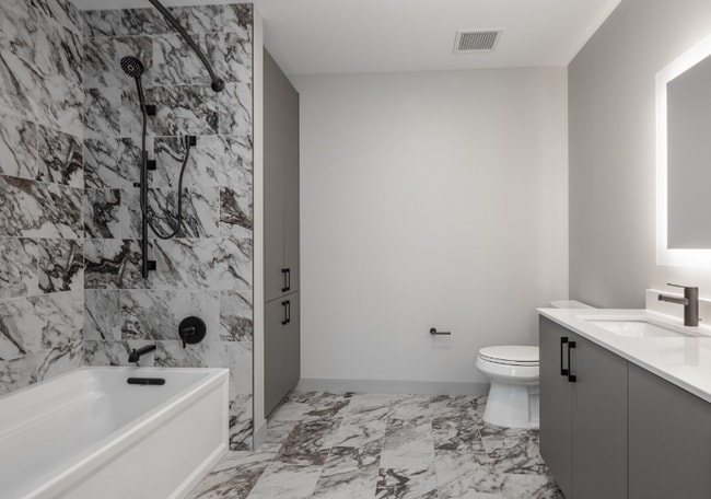 Photo - 1100 W Van Buren St Apartment