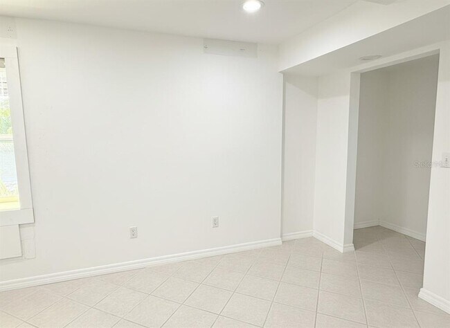 Foto del edificio - 707 40th St W