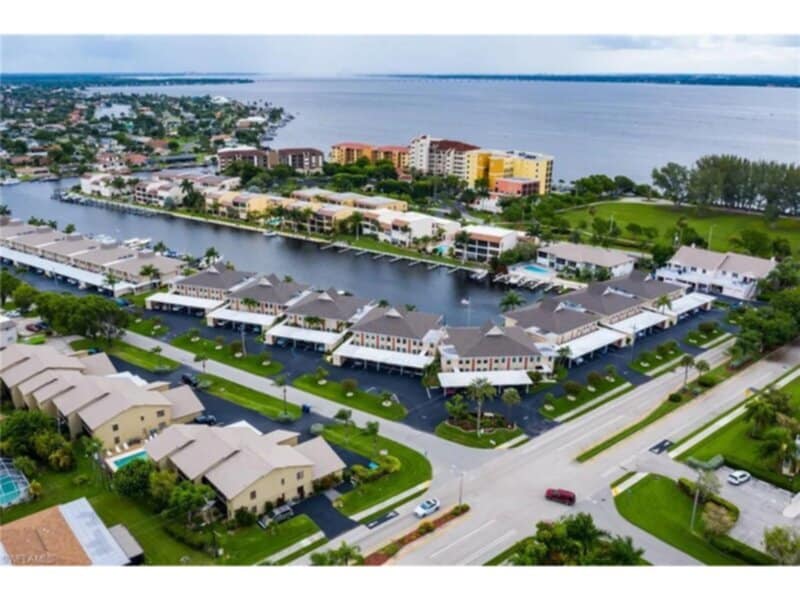 Foto principal - MOVE IN SPECIAL!! AVAILABLE NOW! Waterfron...