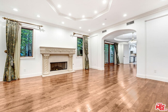 Building Photo - 219 S Willaman Dr