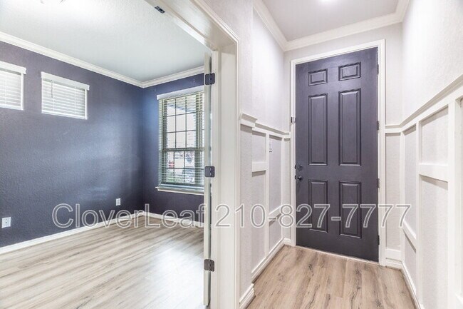 Building Photo - 13145 Maridell Park