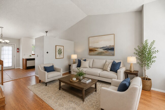 Foto del edificio - $2,890.95 with $500 Off The First Full Month's Rent, 4 Bed, 2 Bath Single Family Westminster Home...
