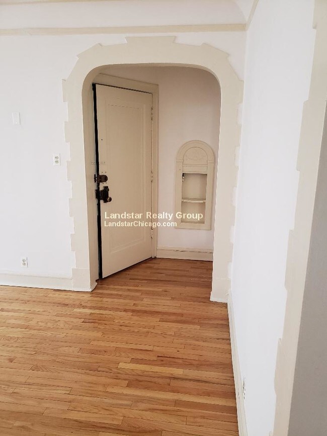 Foto del edificio - 1816 W Farwell Ave