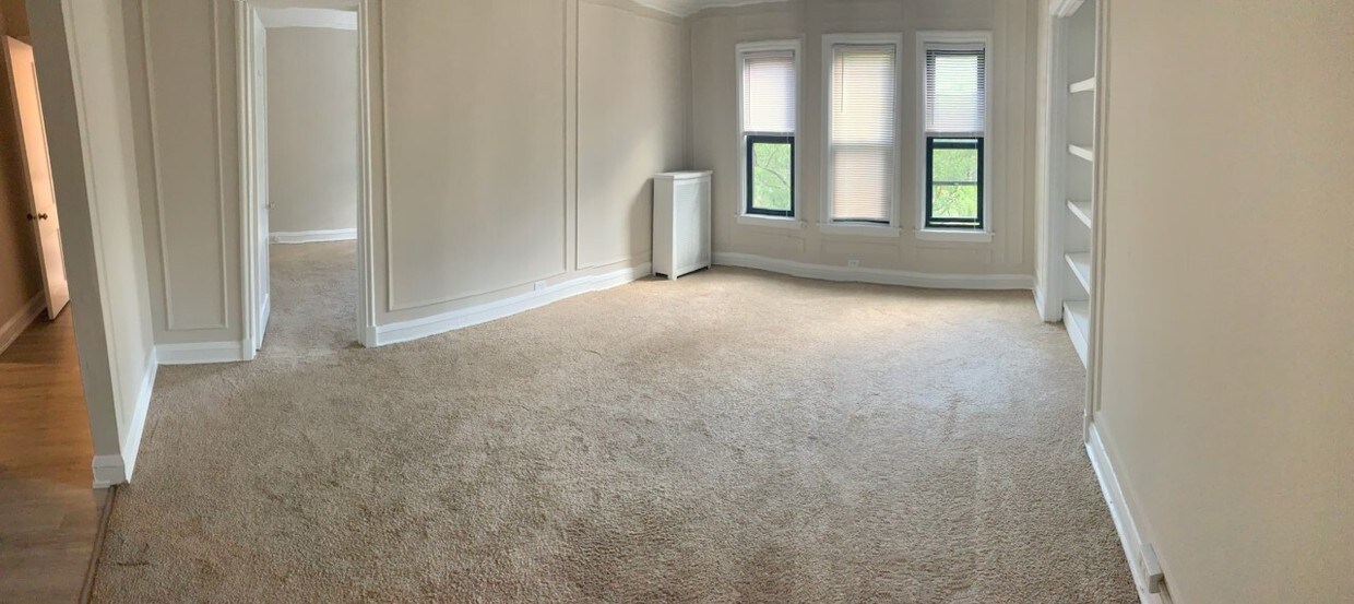 Foto principal - 440 W Barry Ave