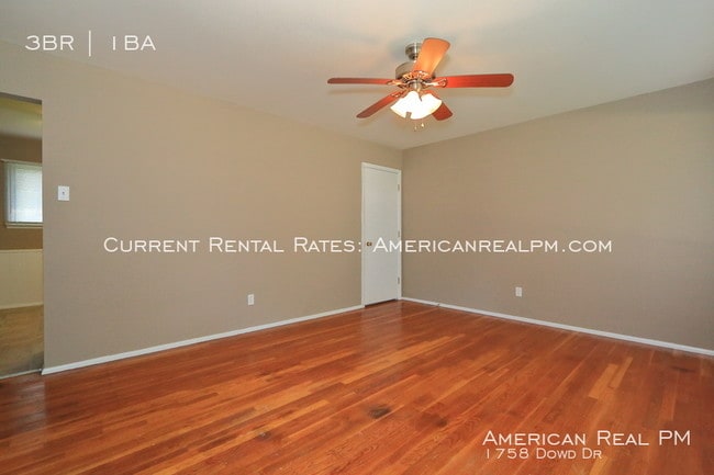 Building Photo - 1758 Dowd Dr, Saint Louis, MO 63136