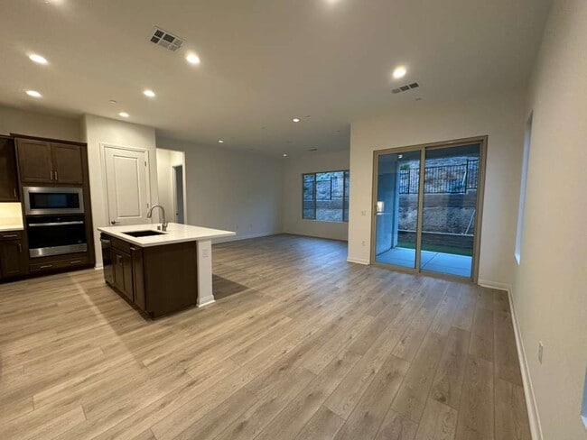 Building Photo - 11920 Shadeland Dr