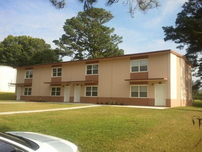 Primary Photo - Clean Townhome in Hampton