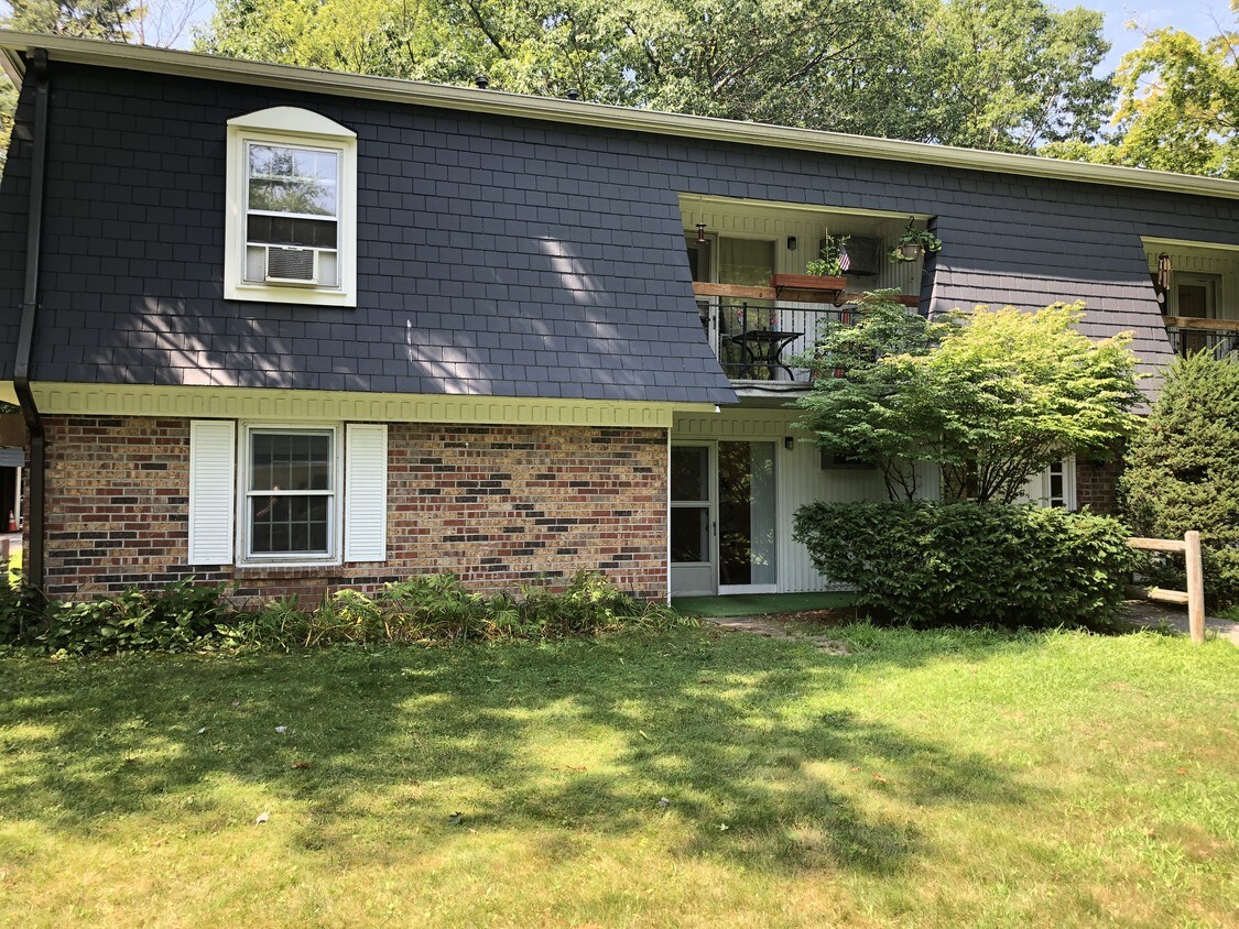 125 Kennedy Dr, South Burlington, VT 05403 Condo for Rent in South