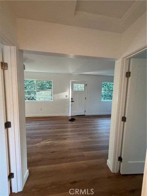 Foto del edificio - 13451 Hadley St