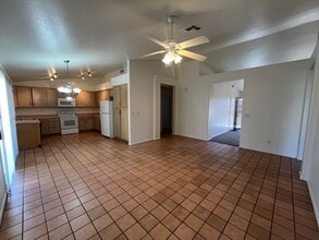 Building Photo - 1310 W Wagoner Rd
