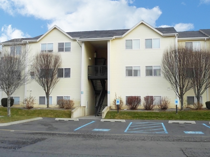 Primary Photo - Palouse Trace Apartments