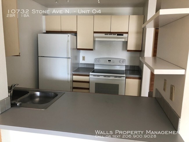 Building Photo - 10732 Stone Ave N