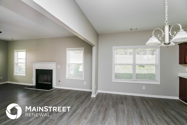 Building Photo - 2870 Saddle Bronc Cir