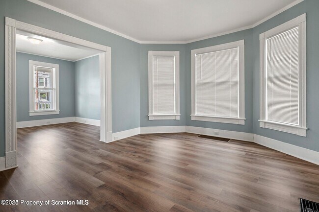 Foto del edificio - 724 Electric St