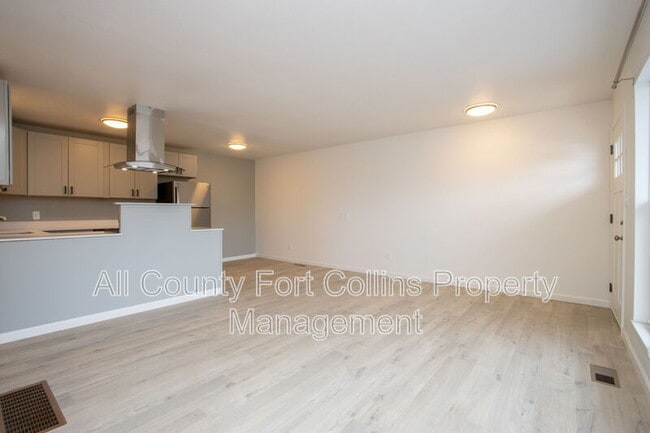 Building Photo - 1752 Azalea Dr