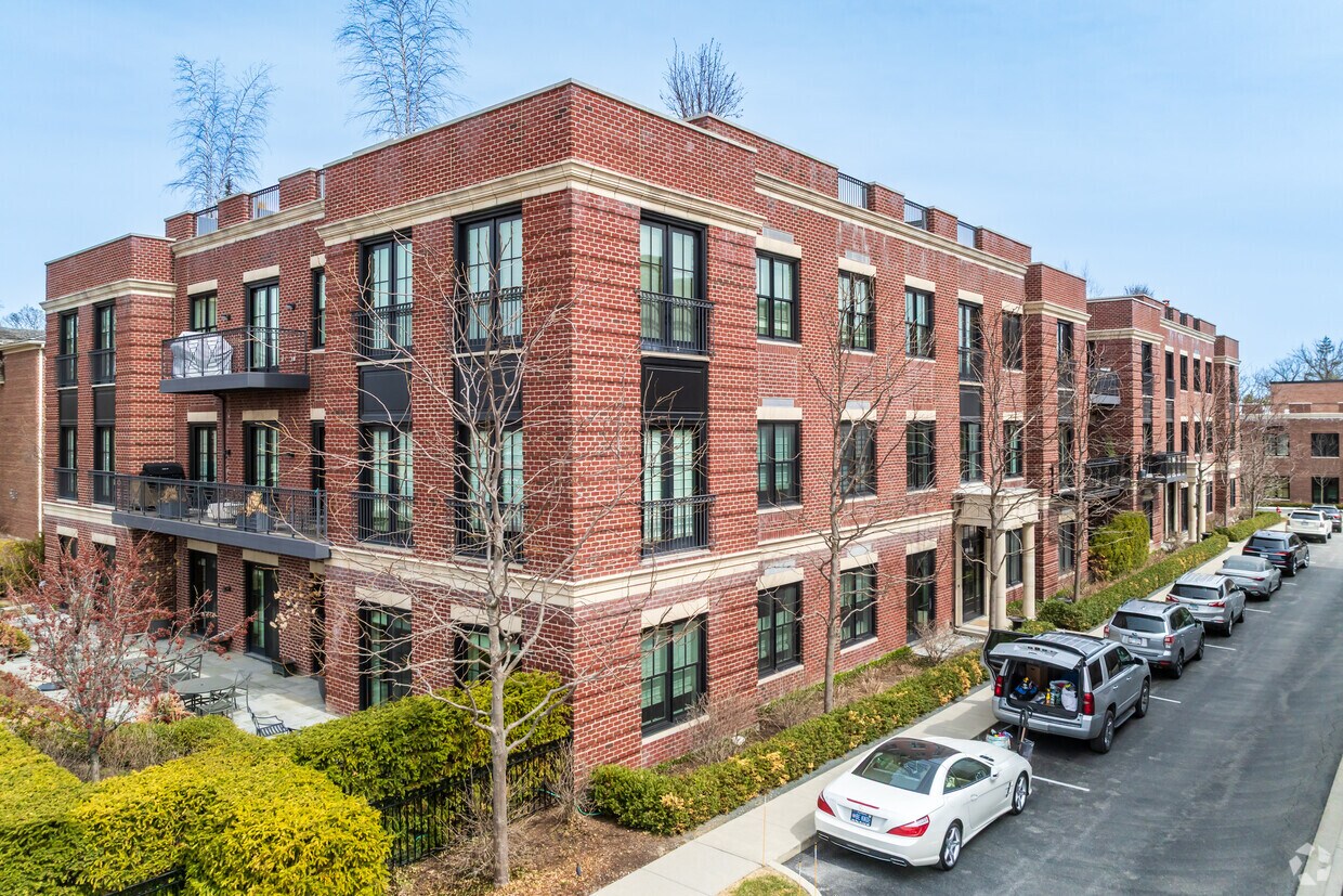 Primary Photo - 723 N McKinley Rd