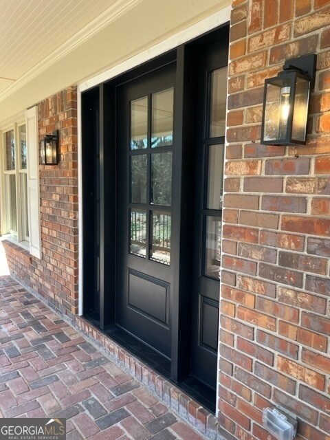 Foto del edificio - 290 Ginger Cake Rd