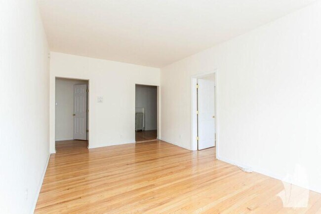 Foto del edificio - 1 bedroom in Chicago IL 60640