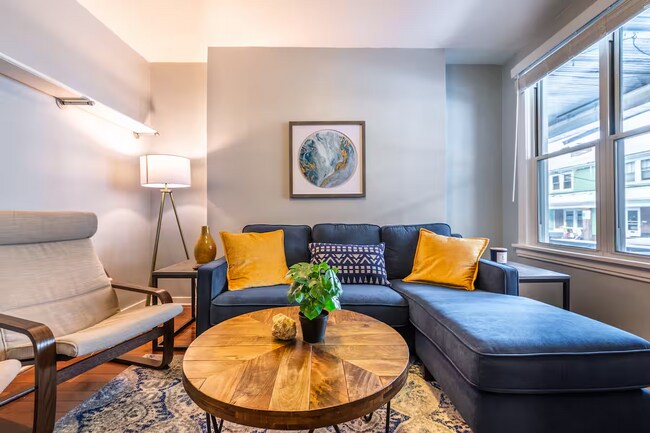 Sala de estar - 4210 Calvin St