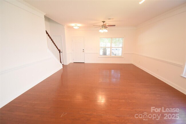 Foto del edificio - 6728 Evanton Loch Rd